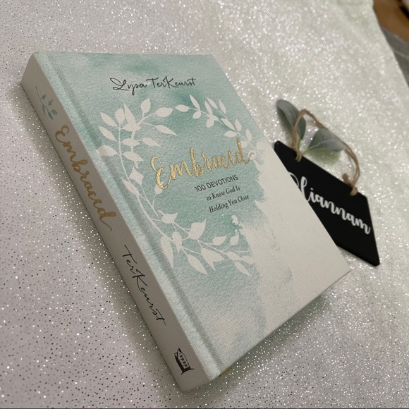 Embraced by Lysa TerKeurst - Picture 3 of 7